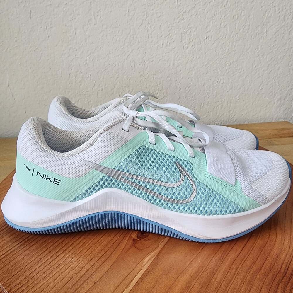 Nike Shoes Womens Size 9 White Blue Mesh Training Running Sneakers DM0824-100